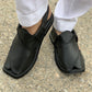 DOTTED LEATHER BLACK: 061